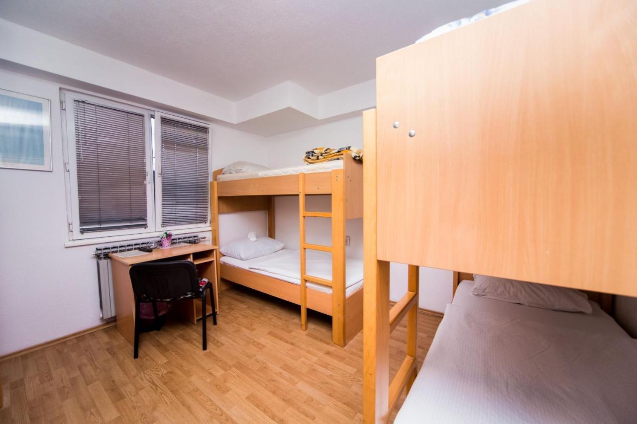 Hostel Herz Banja Luka Bagian luar foto